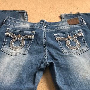 woman’s big star jeans
